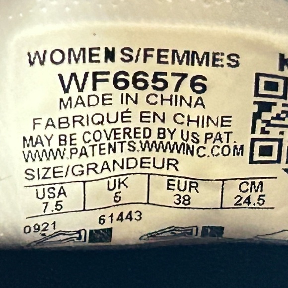 Keds Womens Black Velvet Crystal SlipOn Casual Fashion Sneakers Shoes SZ 7.5 - Picture 11 of 11